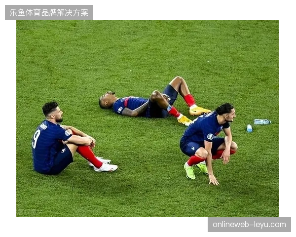 德尚大规模轮换拆解战术体系，法国队下半场中场失控遭科特迪瓦逆转